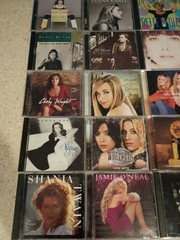 LOT OF 40 VARIOUS FEMALE ATRIST CD’S MIXED GENRES FAST FREE SHIPPING